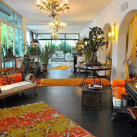 Hotel Atlantic マリーナ・ディ・カッラーラ エクステリア 写真