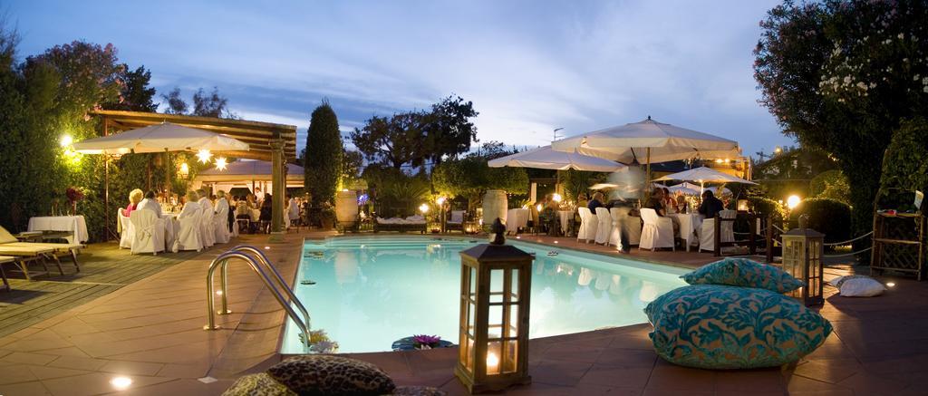Hotel Atlantic マリーナ・ディ・カッラーラ エクステリア 写真
