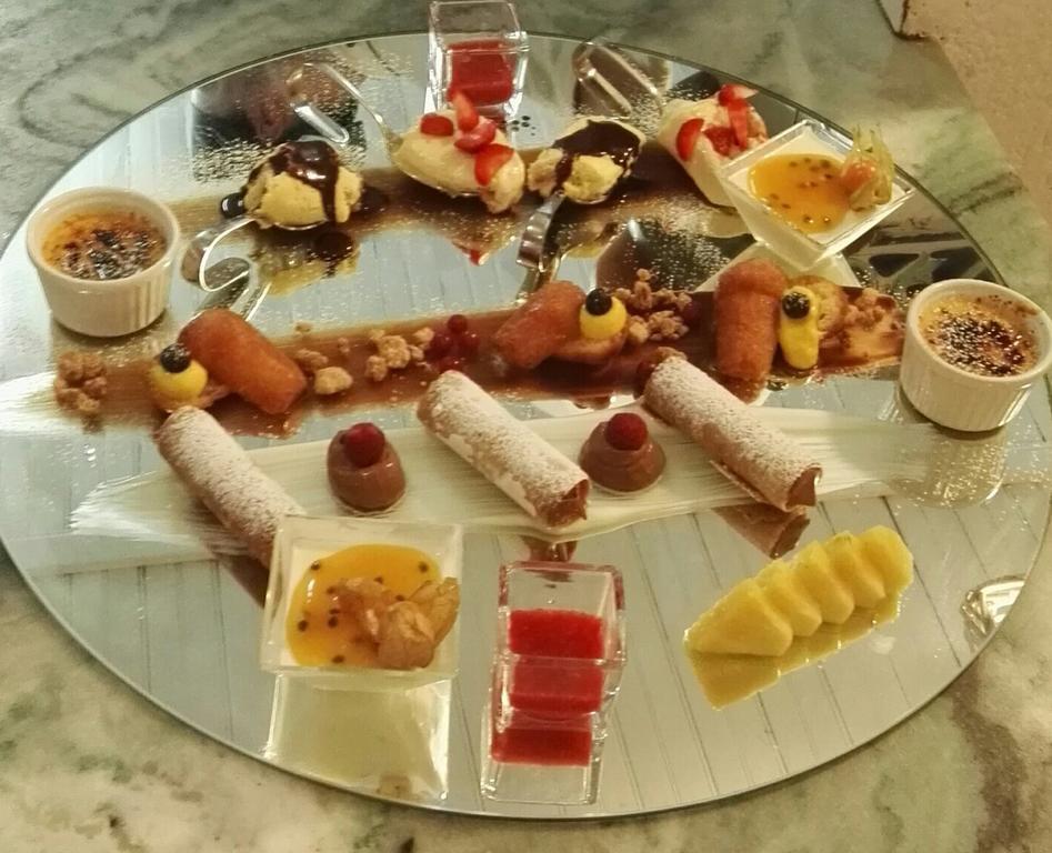 Hotel Atlantic マリーナ・ディ・カッラーラ エクステリア 写真